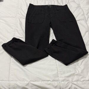 PAIGE Mayslie Black Jogger with ankle zipper